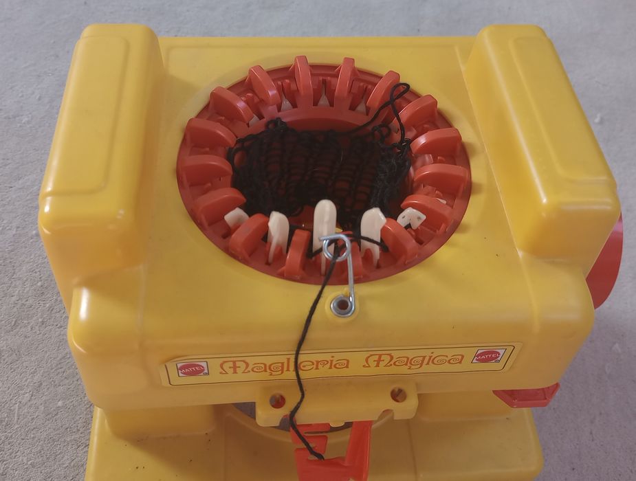 Jucarie Mattel veche tricotat cadou Craciun