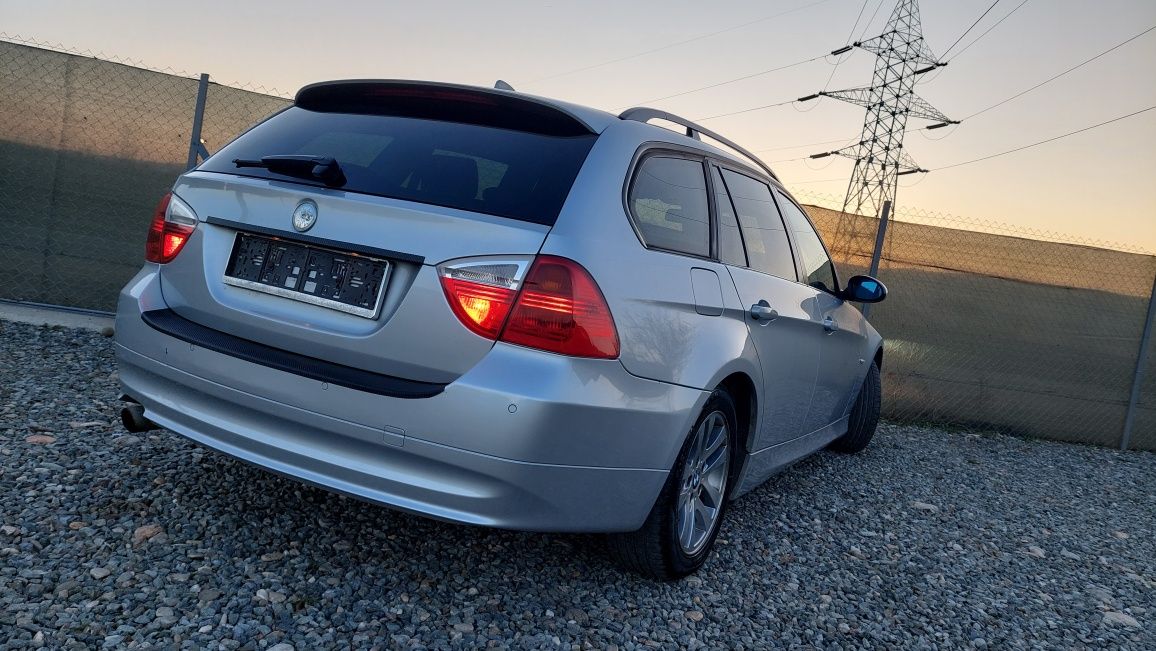 BMW 320d AUTOMAT E91  an 2006  163 cai XENON NAVI