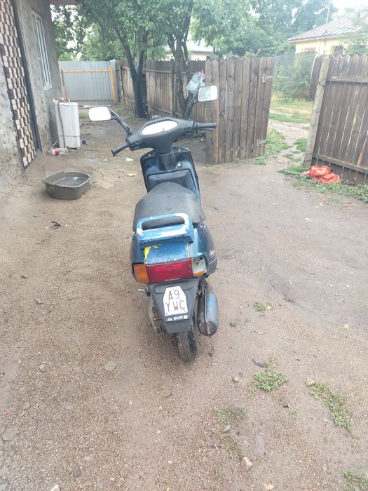 Motoreta Aprilia amico