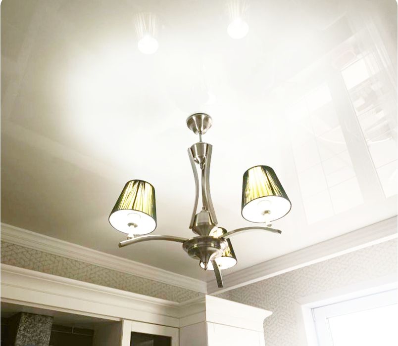 Люстра трёх рожковая Срочно!2 шт