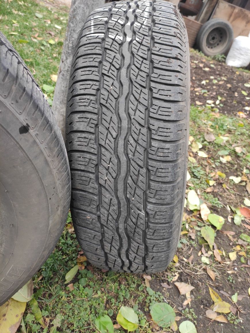 Bridgestone dueler H/T 225/65/17