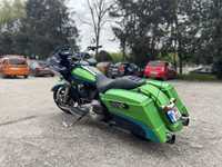 Harley Davidson Road Glide ( Electra street )