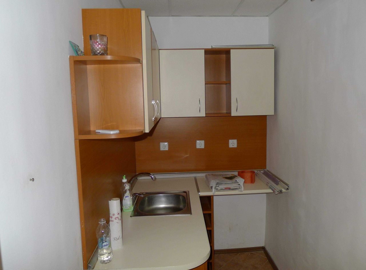 Дава се под наем Офис в София, Център - 72 кв.м за 350 € - Снимка #8