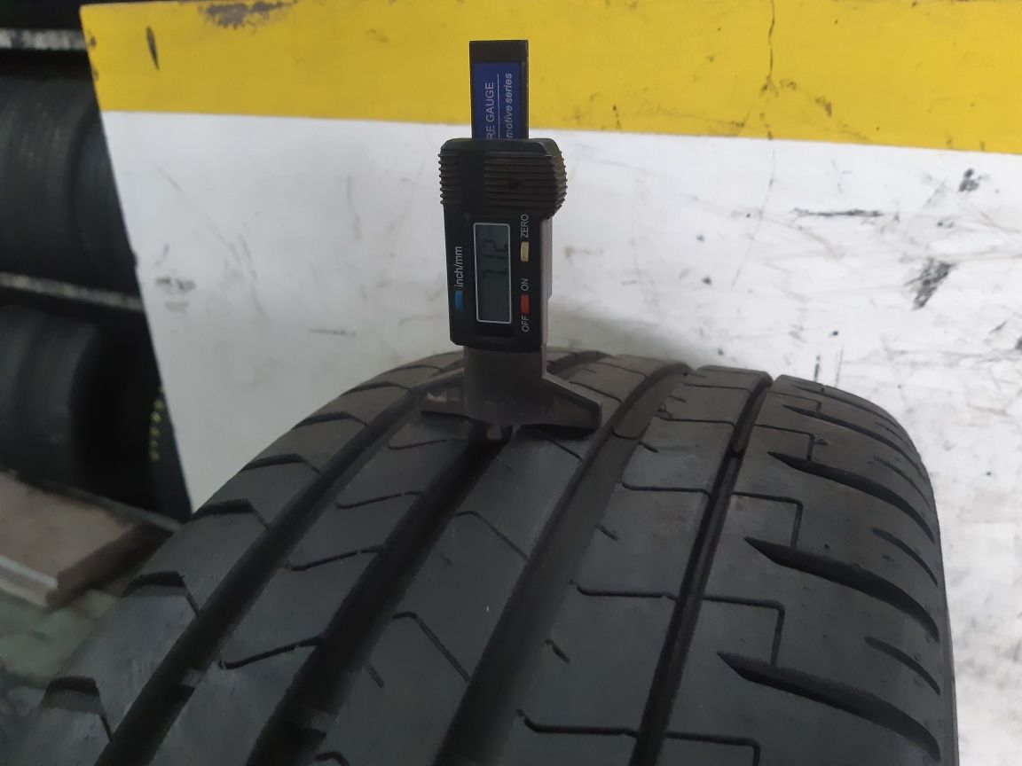 225/40/18 1×Pirelli 92y vara dot 4818  7,,12 mm