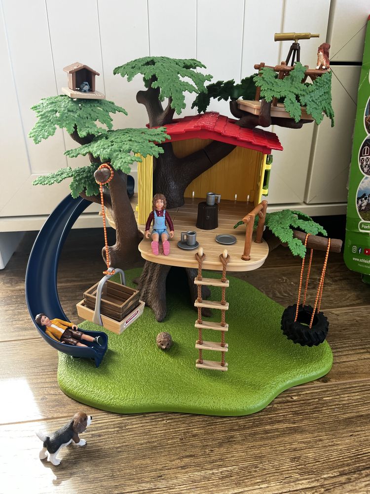 Комплект за игра Schleich - Къща на дърво.