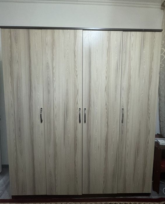 Продам бельевой шкаф