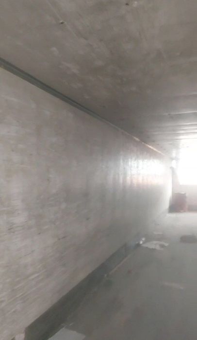 Kuzov sotiladi uzunligi 13.6sm. eni 2.60sm. balandligi 2.70cm