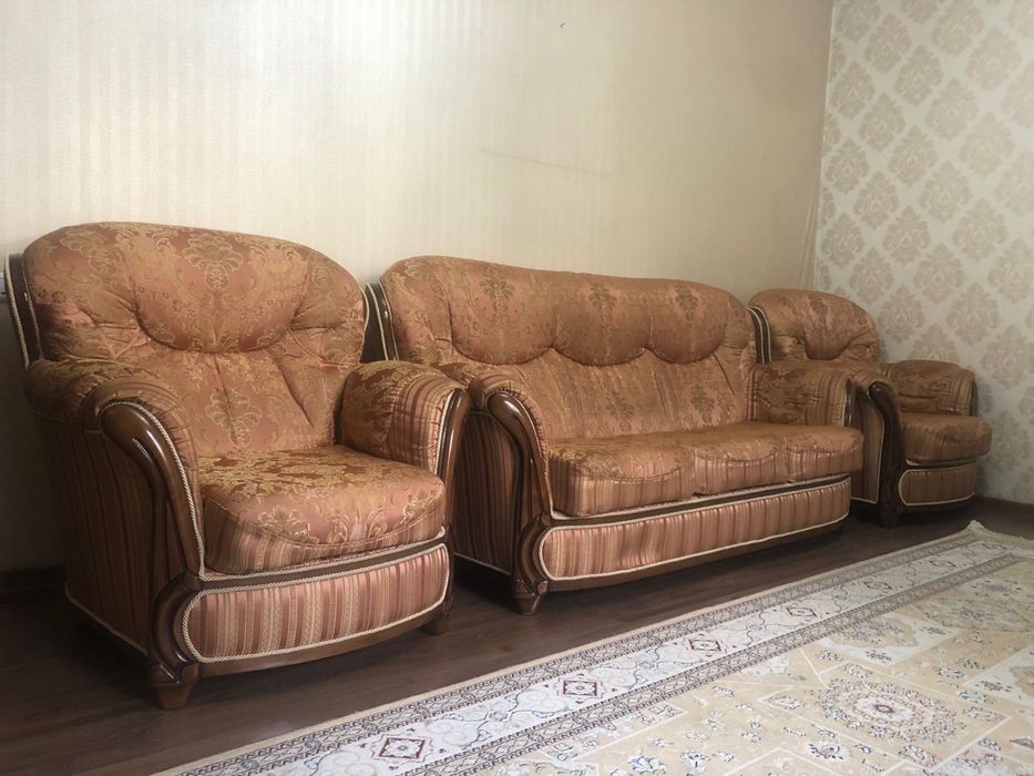 Диван и 2 кресла