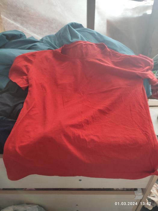 Фудболка красная