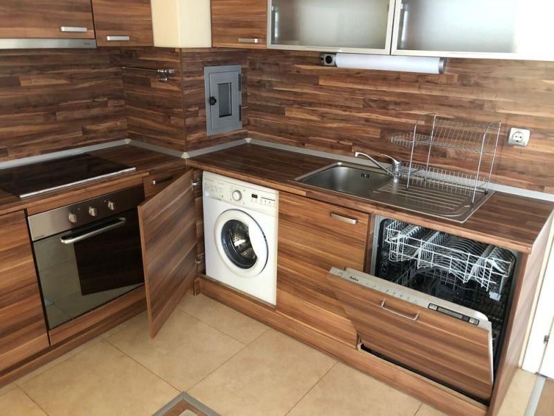 Дава се под наем Тристаен апартамент в София, Красно село - 80 кв.м за 700 € - Снимка #1