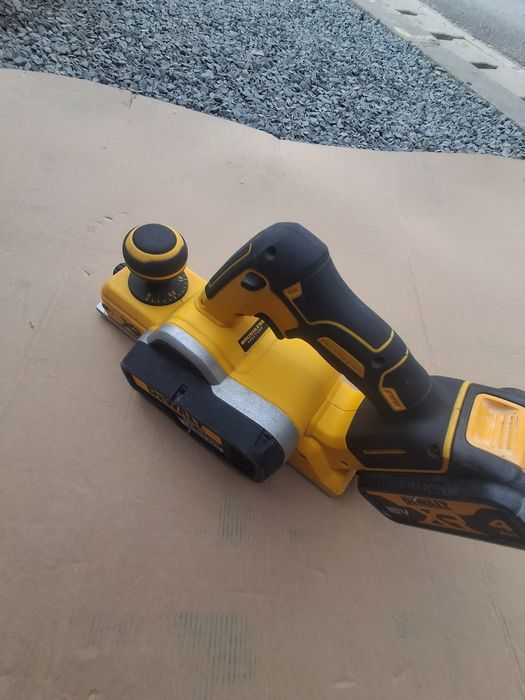 Rindea dewalt DCP 580 .