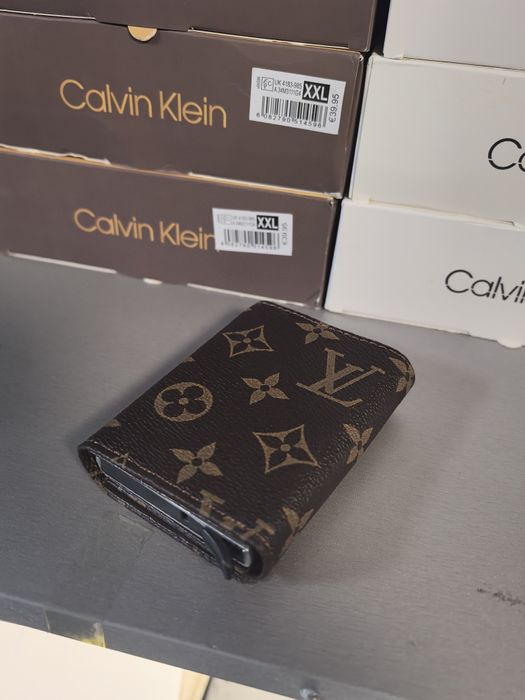 Luis Viton портфейл