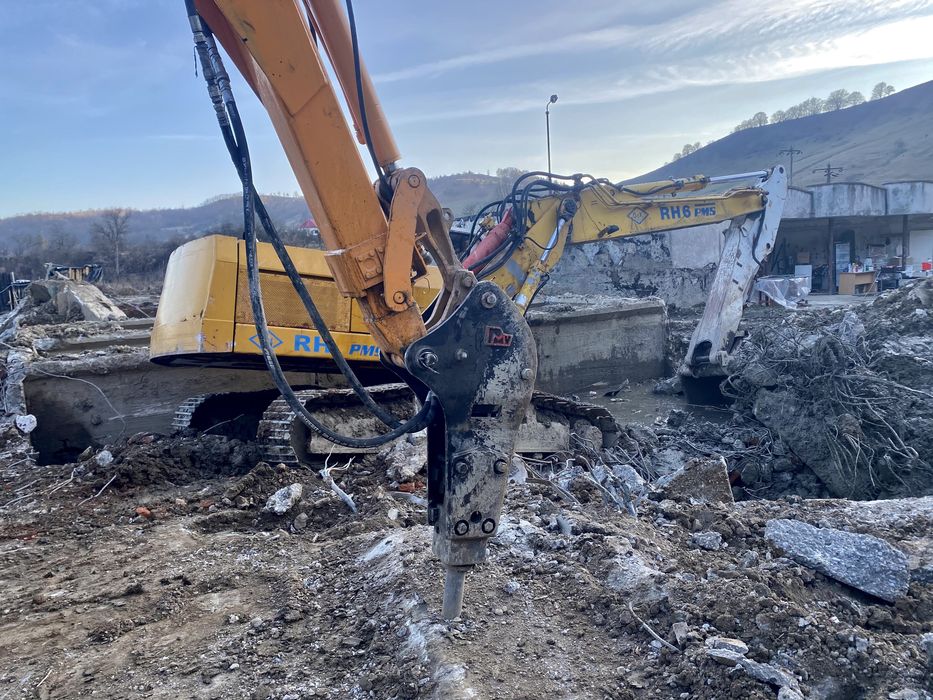 Demolari excavari piconari fundatii drumuri forestiere constructii