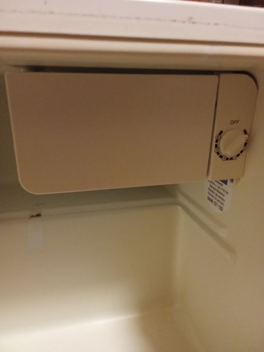 Vând minifrigider Durabase in stare buna