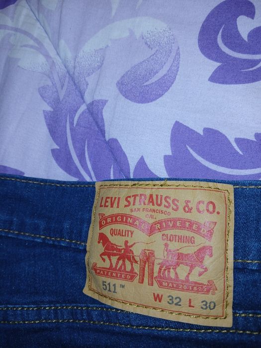 Levi's 511-skiny fit-w32 l30