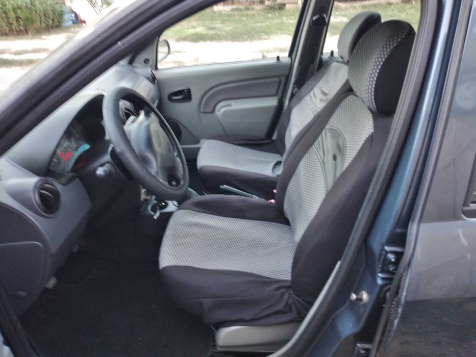 Vând Dacia Logan 1,4 MPI-Benzină