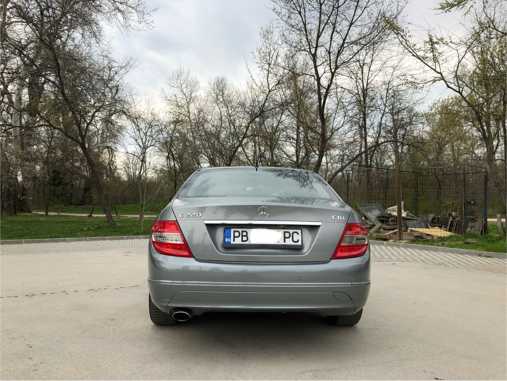 Брони, огледала, прагове, джанти, аербег, конзола C class w204 2008г.