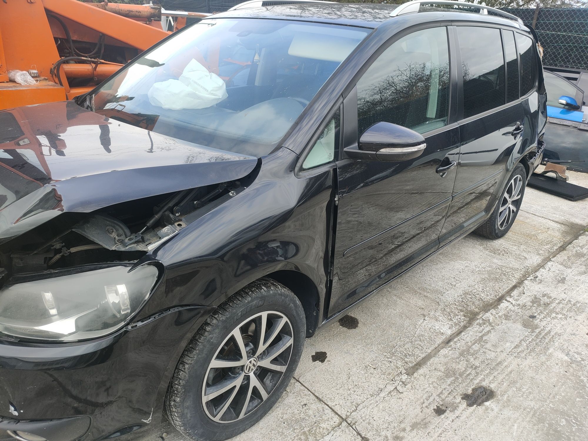 Piese motor cutie DSG injectoare turbo  vw Touran 2012 2.0tdi CFH