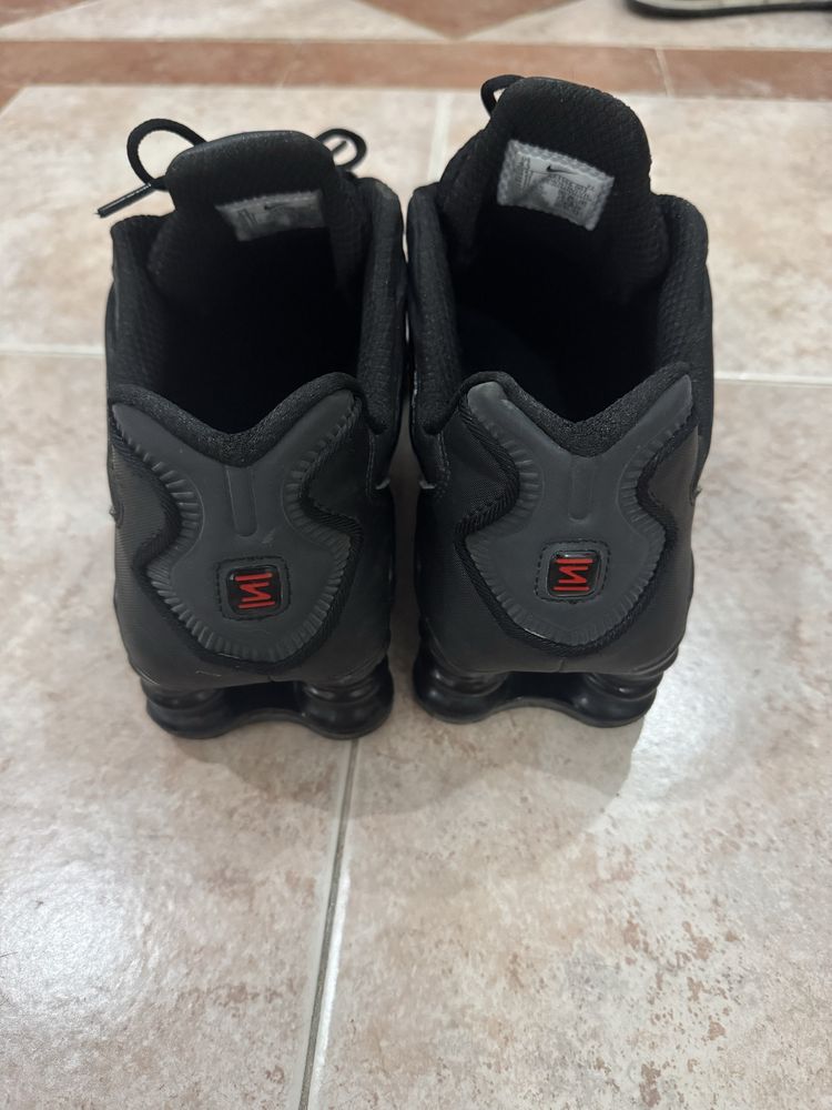 Shox TL hematite/max orange/black