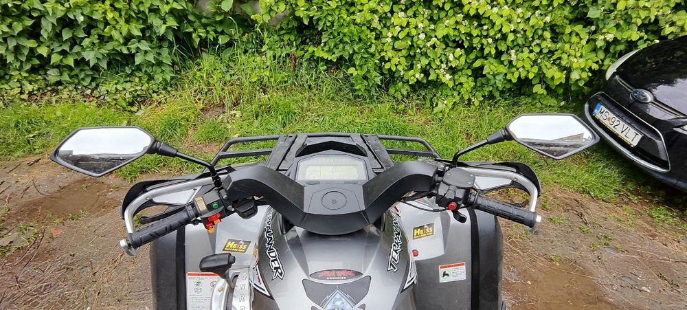 CF Moto X8 800 cm³