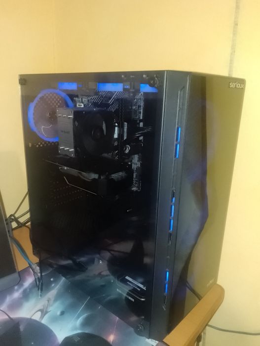 Vând calculator de gaming !