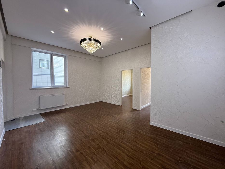 Продаётся Квартира Юнусабат о-р 8 квартал ЖК Shoh Saroy 2/1/11