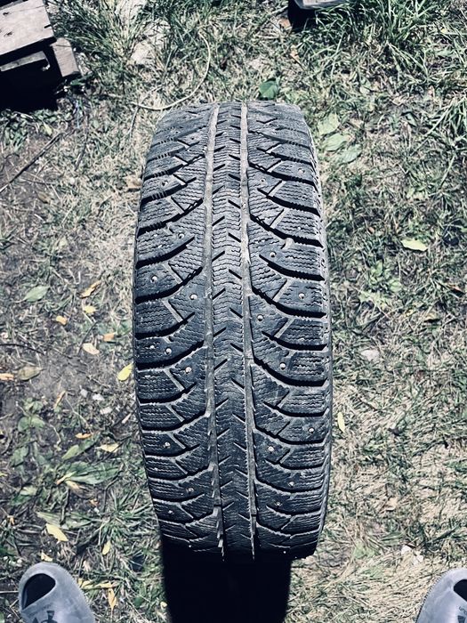 Зимние шины продам на 185/70/14