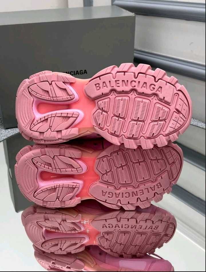 Belenciaga Track Pink