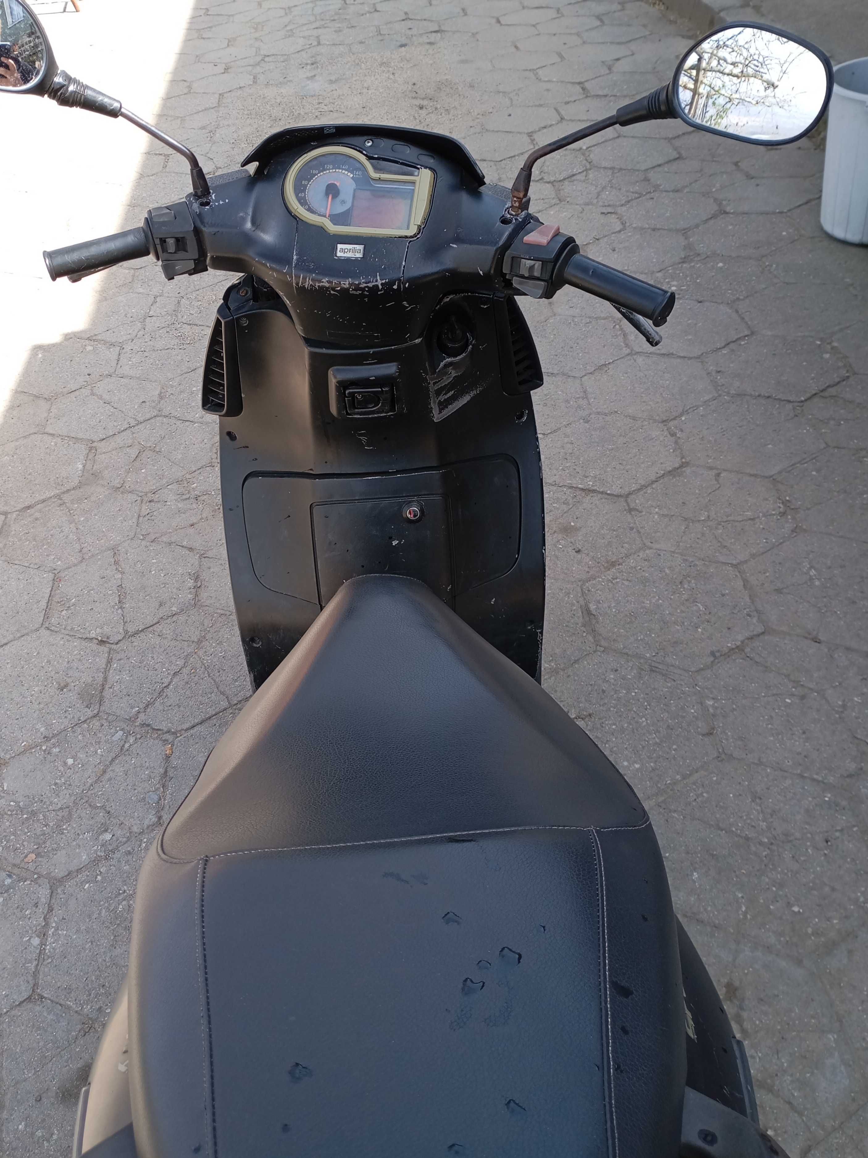 Aprilia sportcity 200