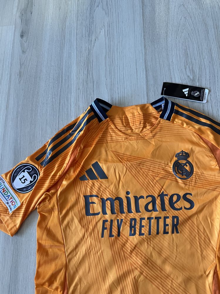 Real madrid Mbappe 10 футболен екип