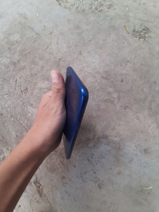 A10s 32gb ishlashi, holati zor