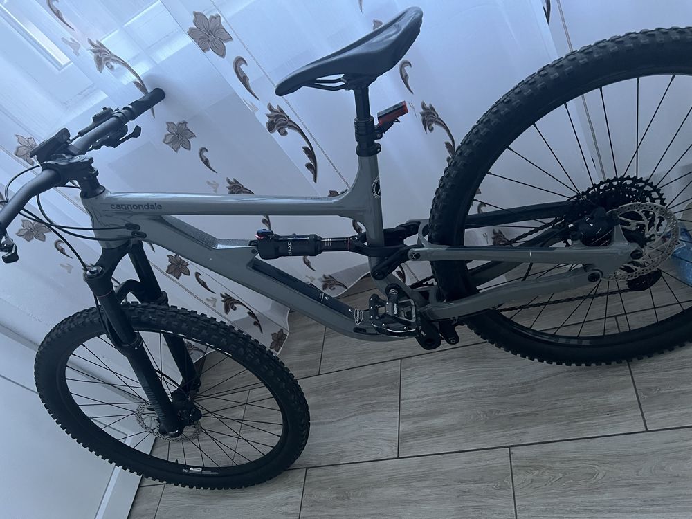 Bicicleta CANNON DALE habbit