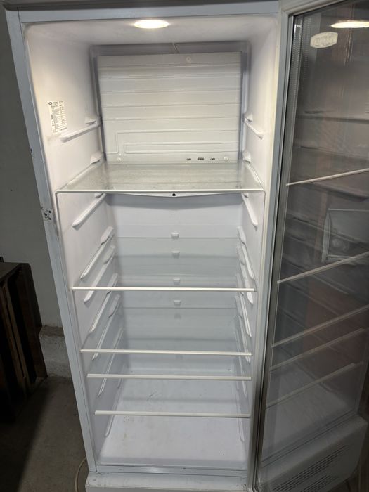 Холодильник бирюса