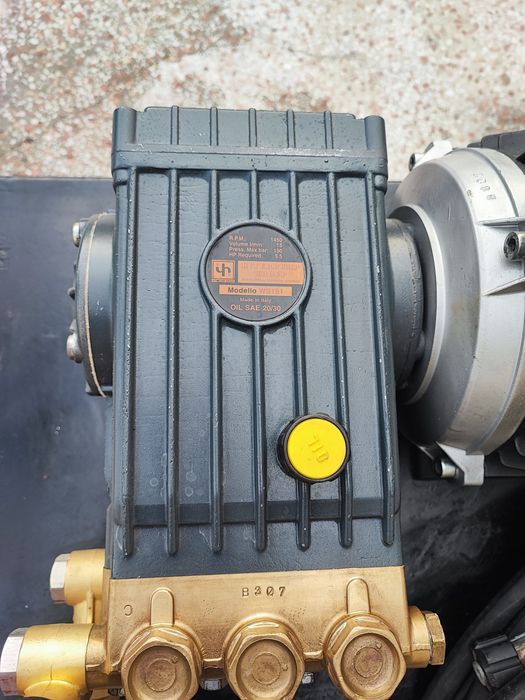 Grup de pompare presiune trifazic Interpump WS 151