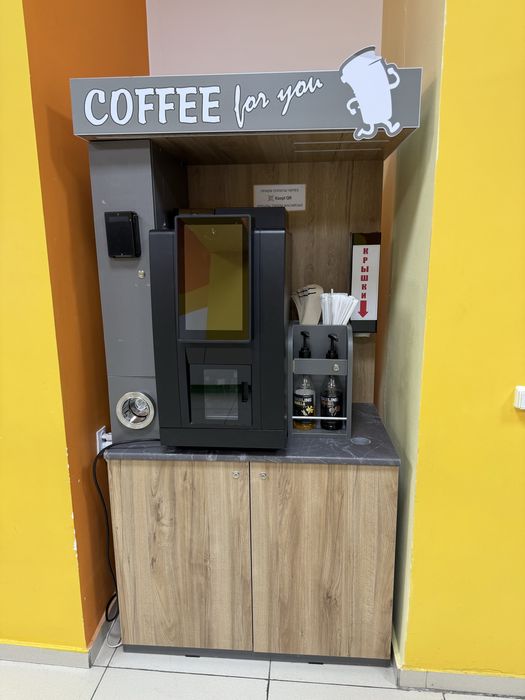 Продам действующий кофе аппарат  JETINNO JL 28 2024 г.