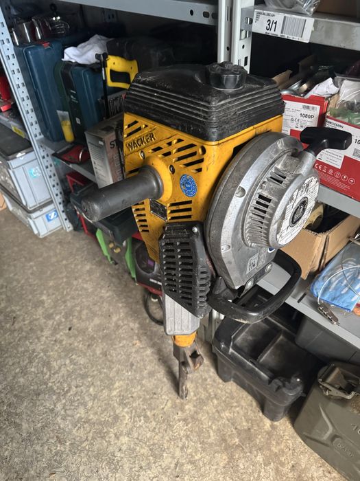 Vand  Picamer Benzina  Wacker Neuson BH 23