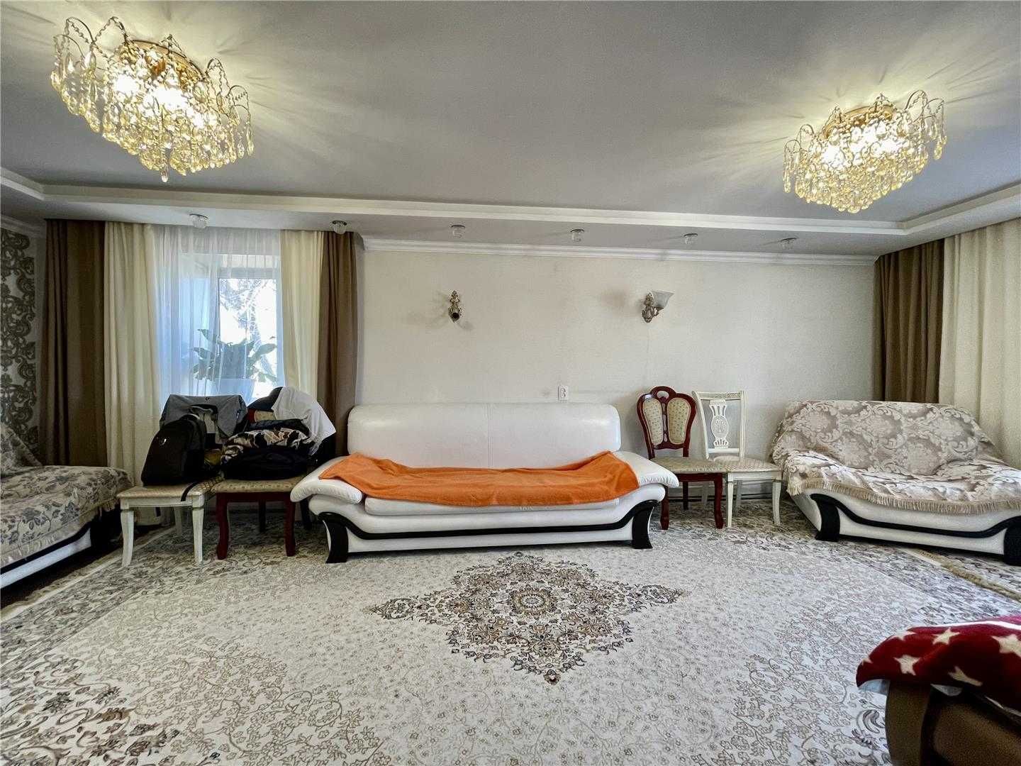 *6-комнатный дом по ул.Седова в Михайловке