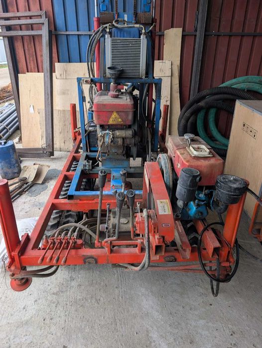 Utilaj de forat apă SUNMOY HC300D–SH + 150 m prăjini + 5 sape diferite