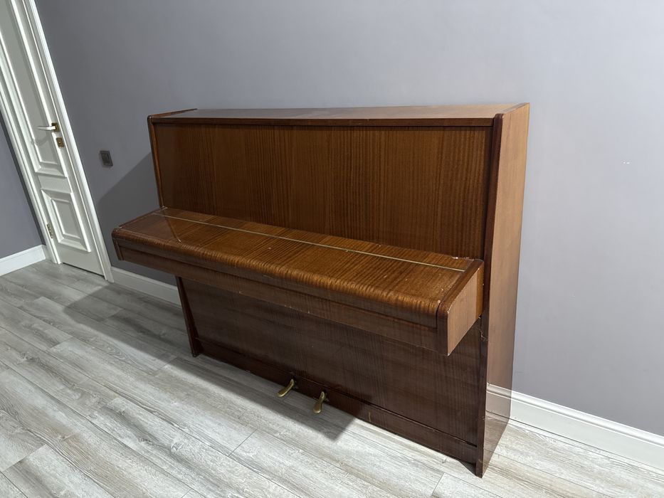 Пианино в очень хорошем виде