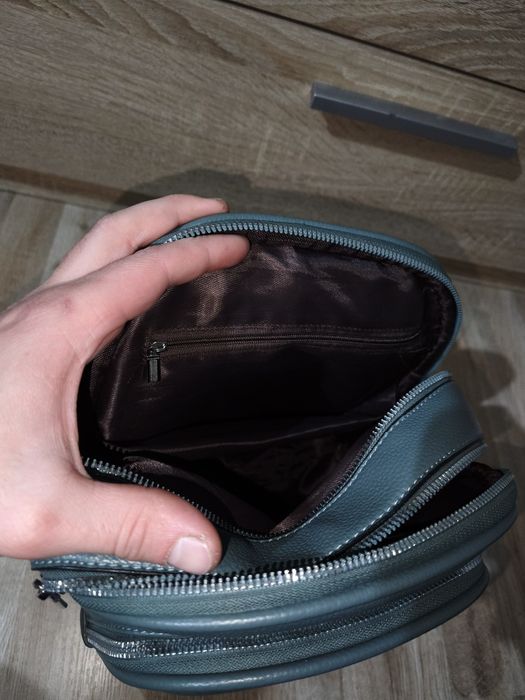 Дамска кожена раница