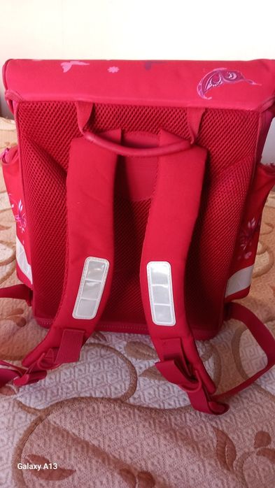 Ученическа раница за момиче