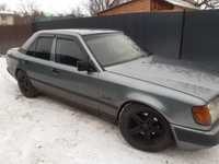 Продам Мерседес W124