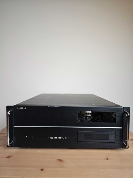 Carcasa PC Lian-Li HTPC PC-C33, Aluminiu, Montare rack orizontală