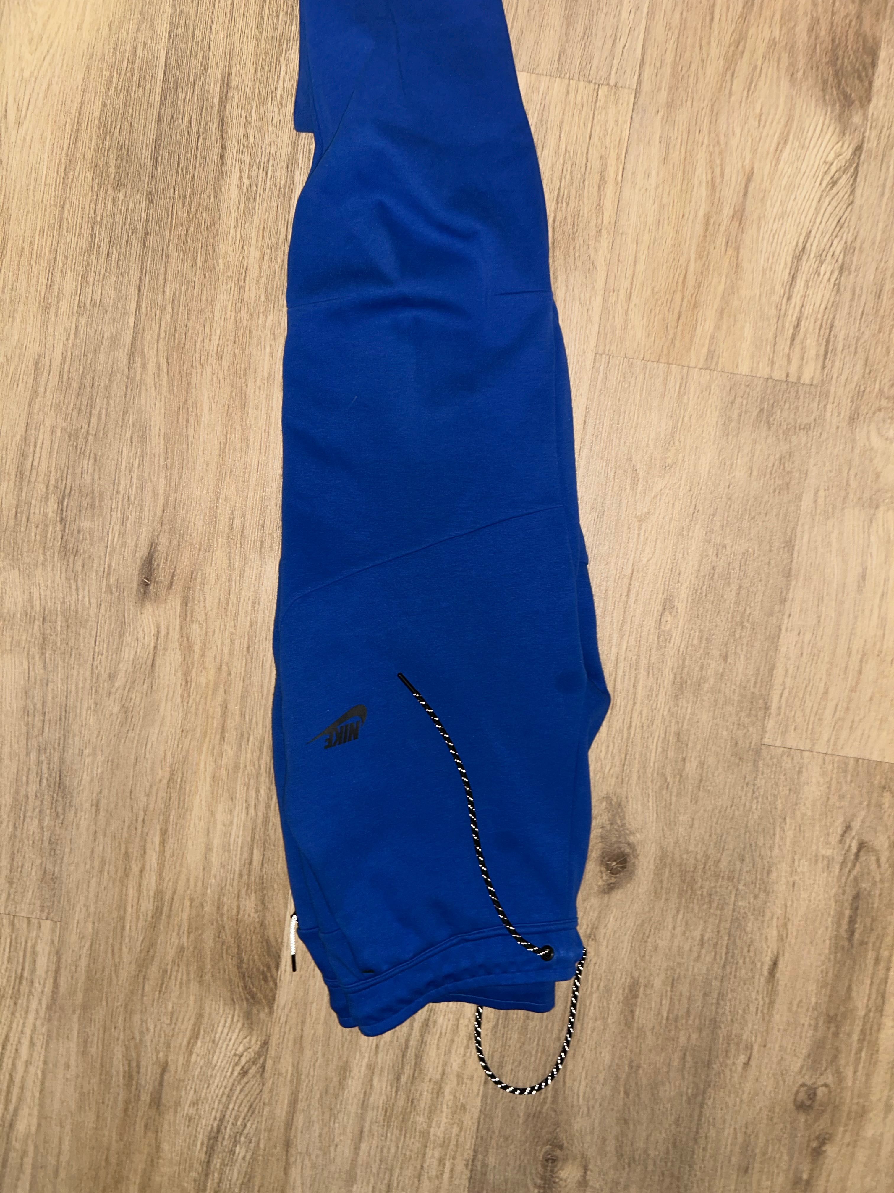 Nike tech fleece СПЕШНО!