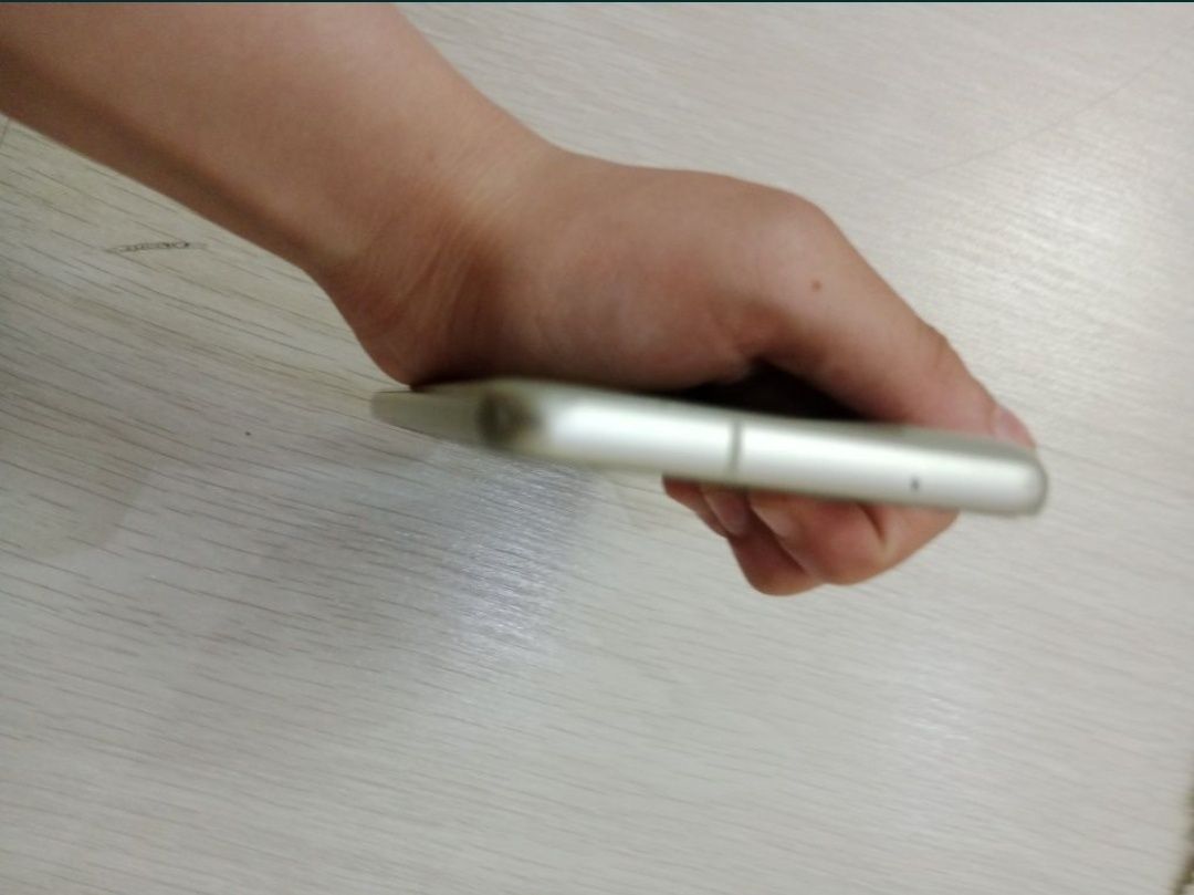 Samsung s 21 продаётся срочно