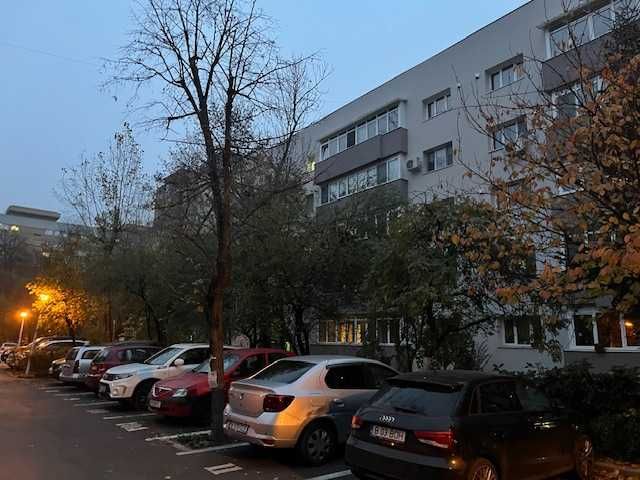 4 camere de inchiriat