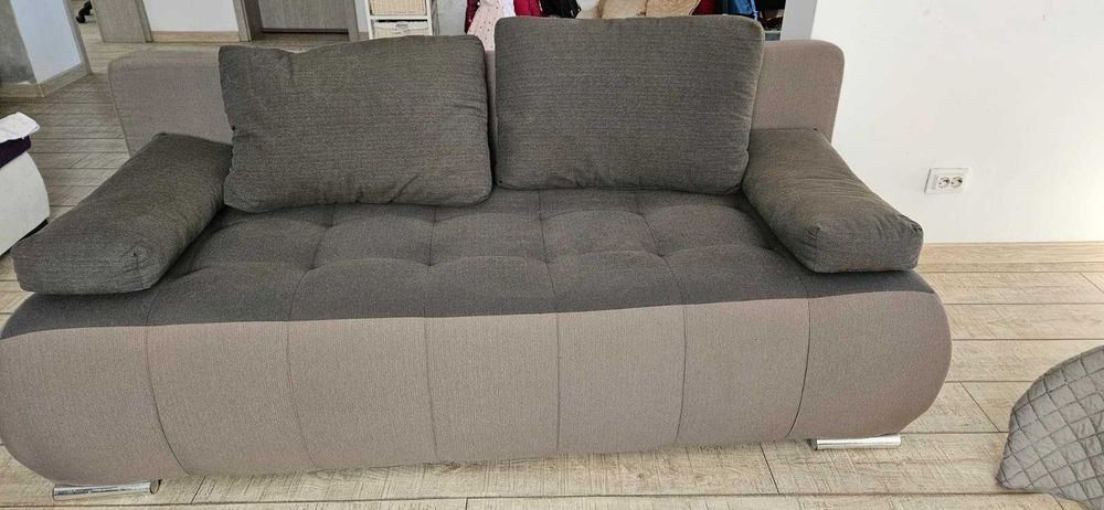 Vand canapea extensibila cu lada de depozitare