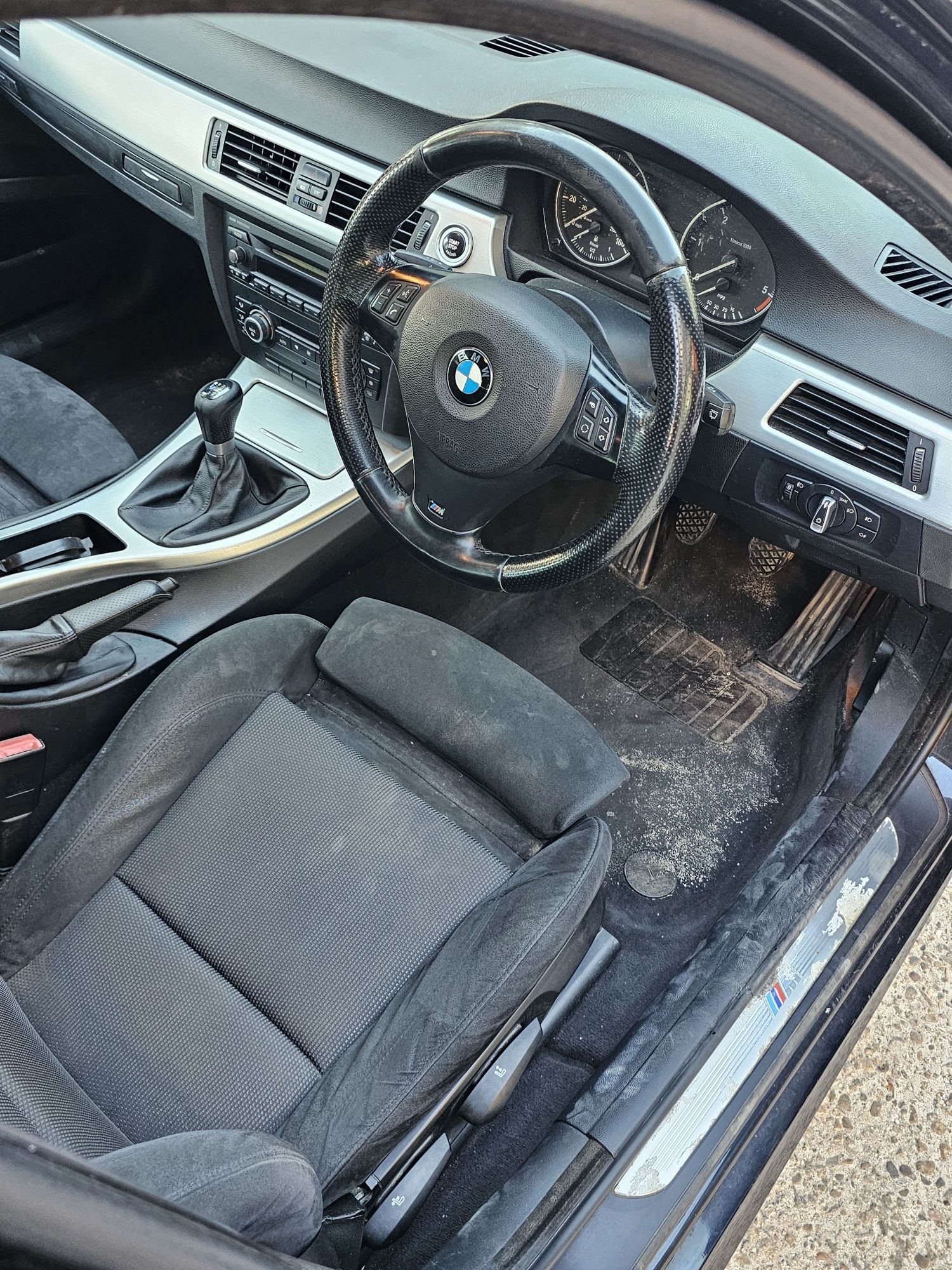 Рекаро салон бмв е91 алкантара. Recaro bmw e91