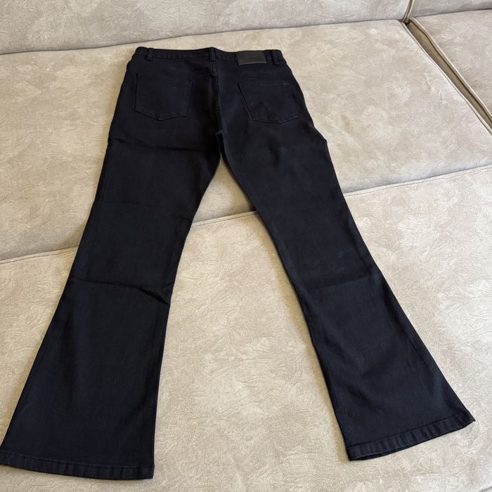 джинсы клеш