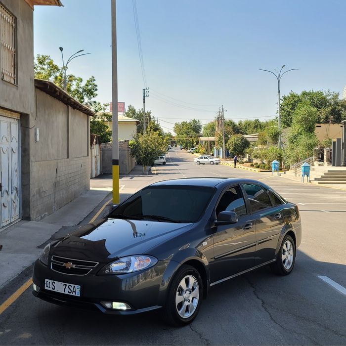 Срочно продаётся Gentra автомат